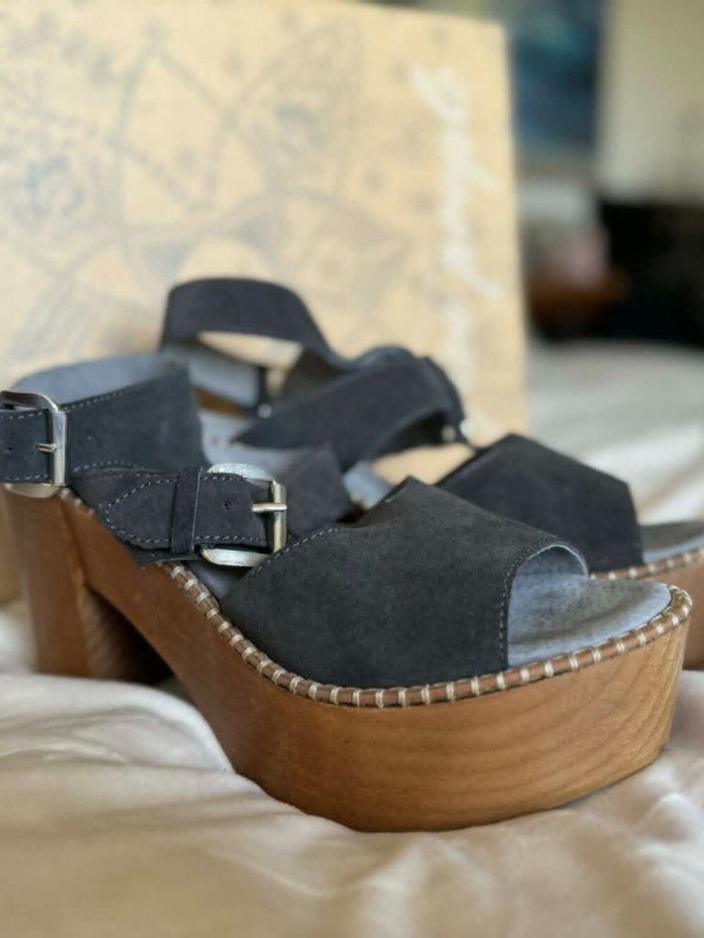Free People “Fever Platform” Charcoal Suede Wood Heel Sandals – EU 39 / US 9